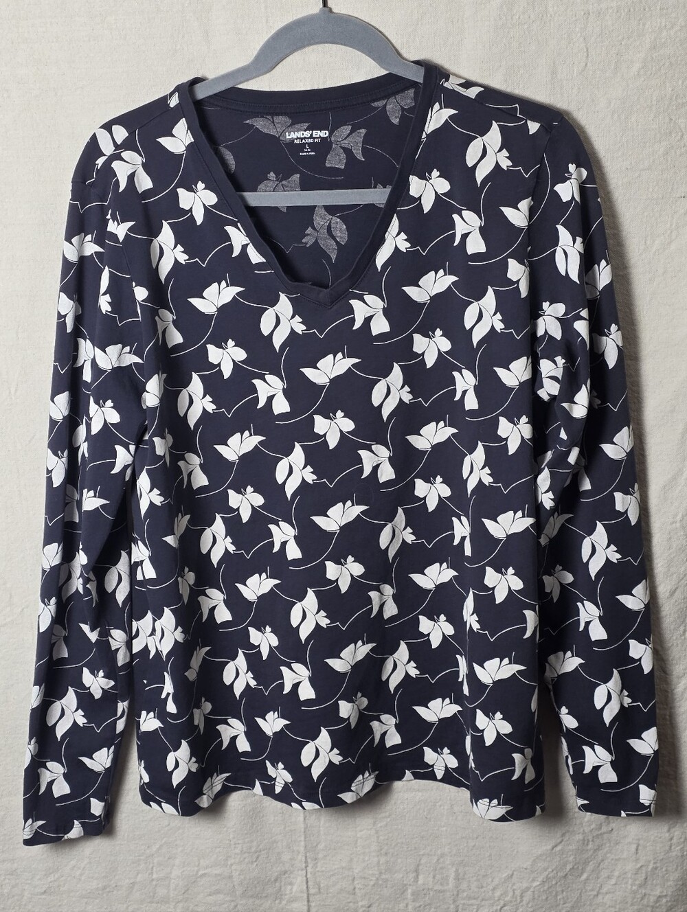 Lands' End Dark Gray V-Neck Long Sleeve Top with White Floral Print